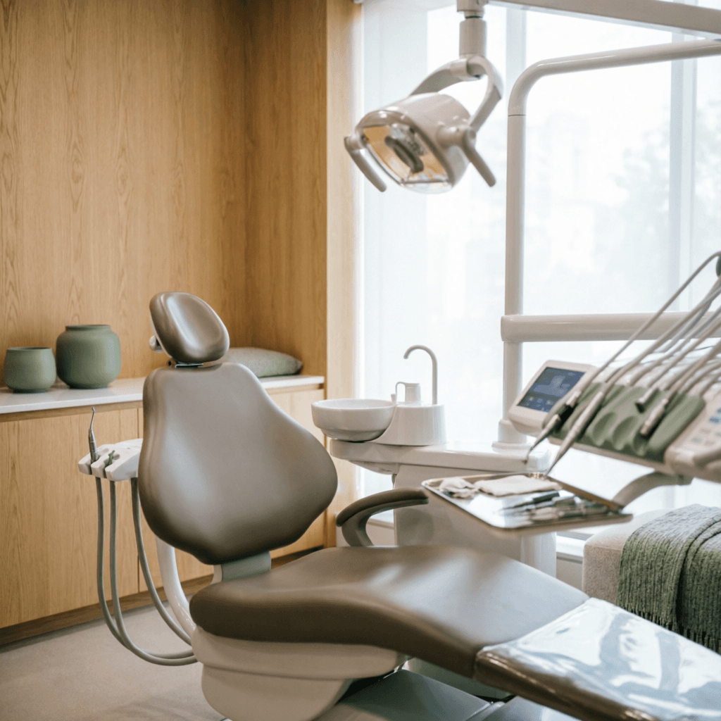 Treatment room — Lumen Dental Vienna